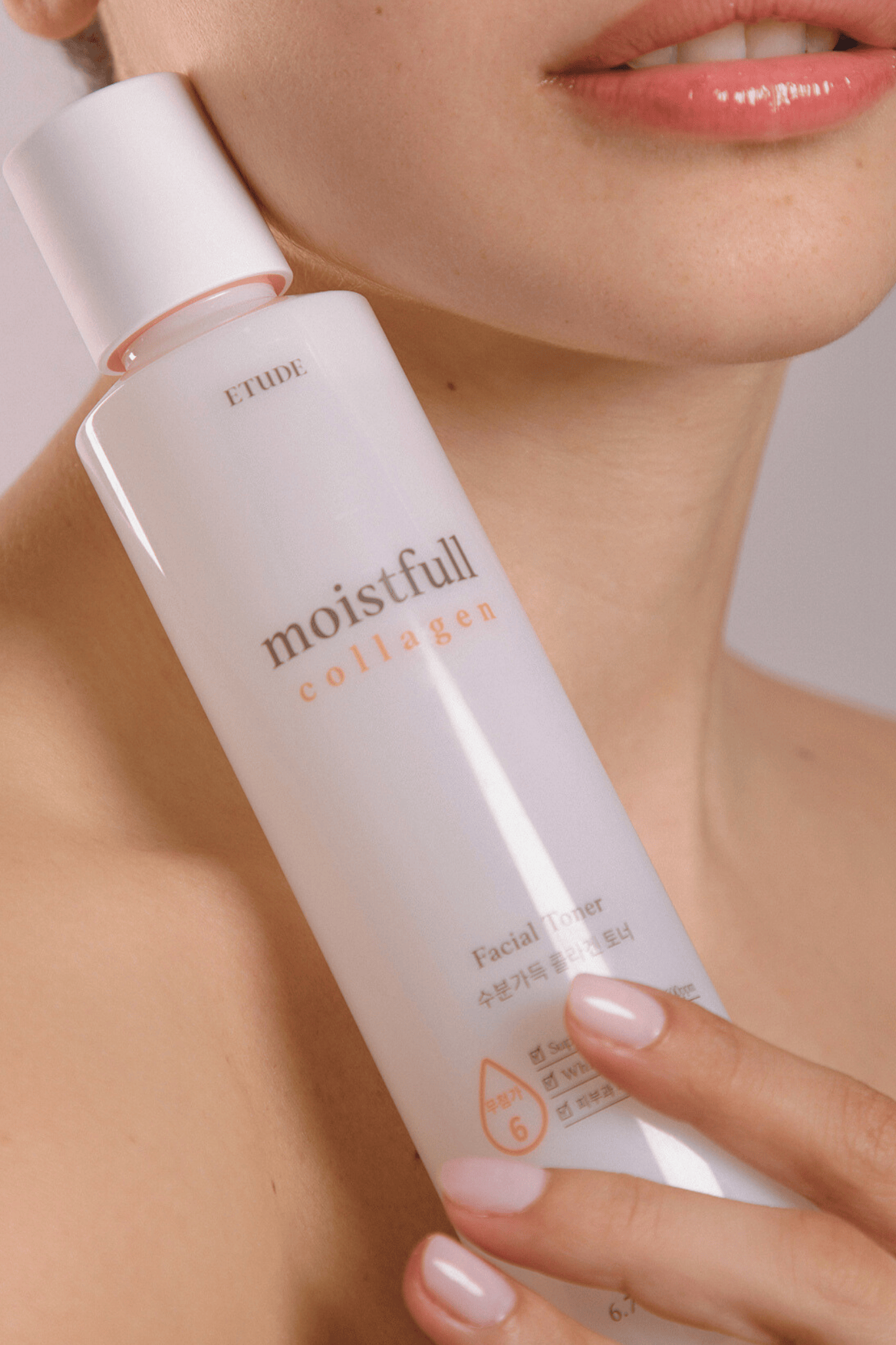 Etude House Moistfull Collagen Facial Toner 200mL